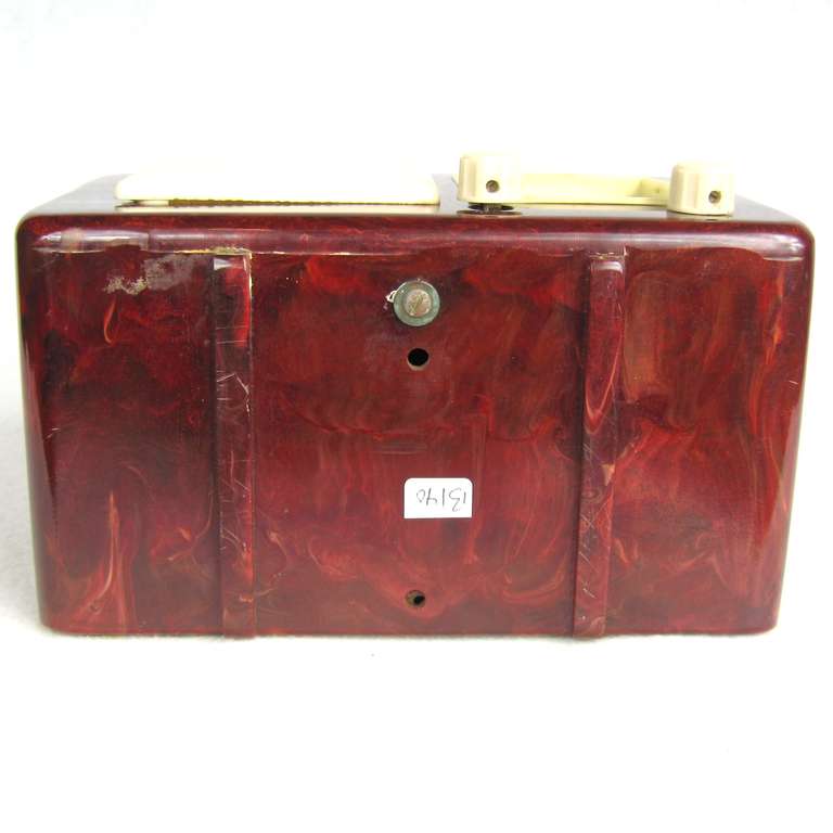 1940 Red General Television Catalin / Bakelite Tube Radio - Image 9