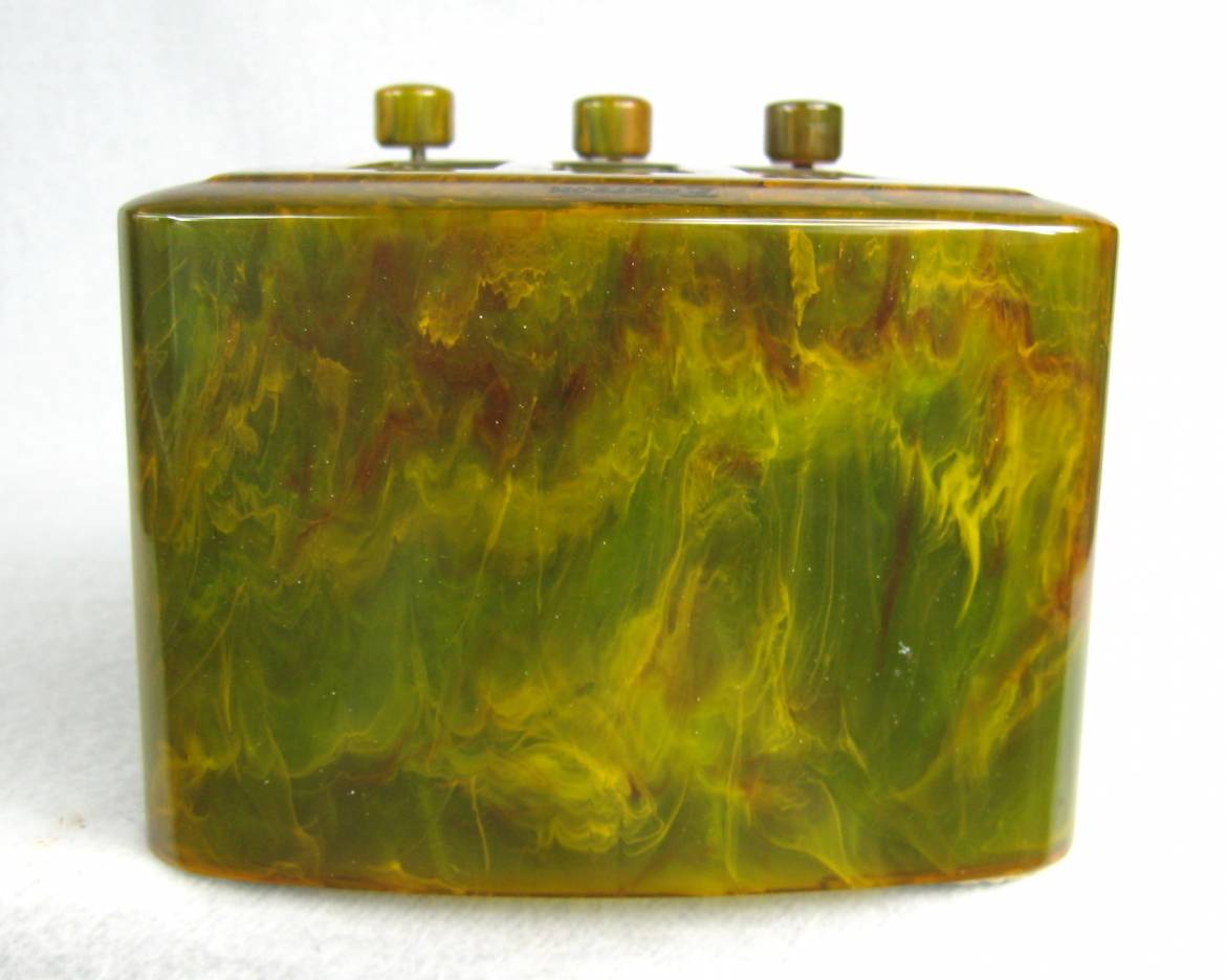 1937 Green Emerson AU-190 Cathedral Catalin / Bakelite Tube Radio - Image 2